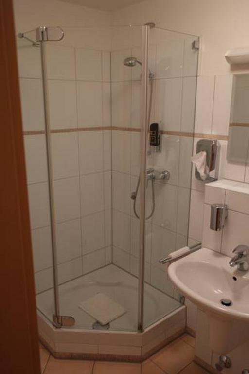 Hotel Jahnhaus Langenfeld  Cameră foto
